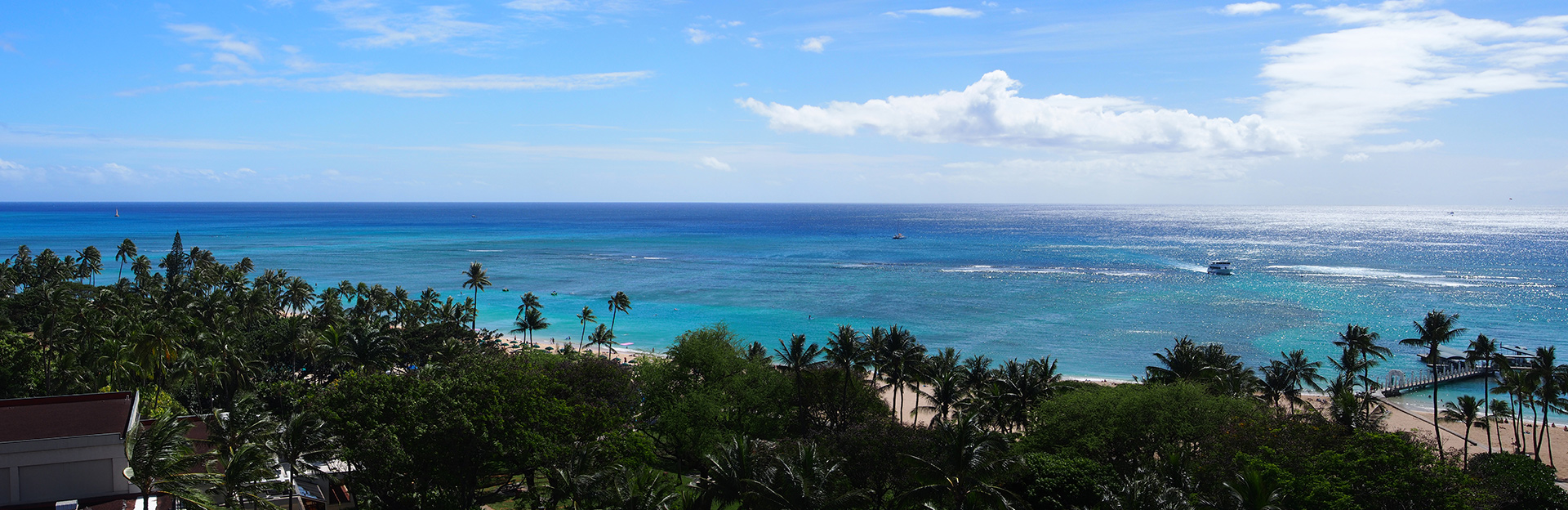 panorama view of ocean waikiki beach