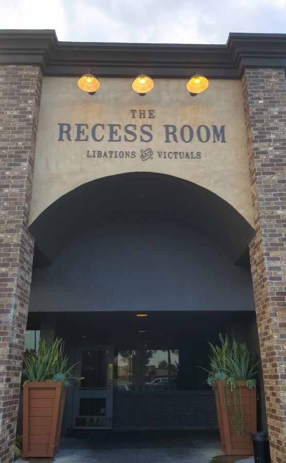 Foodie Review: The Pig’s Head at The Recess Room